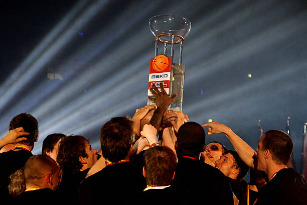 年轻且多面 年轻且多面